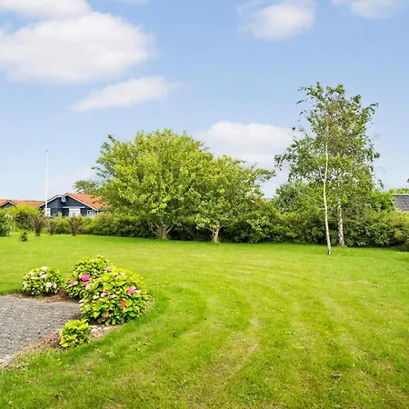 בית נופש Lovely In With Kitchen