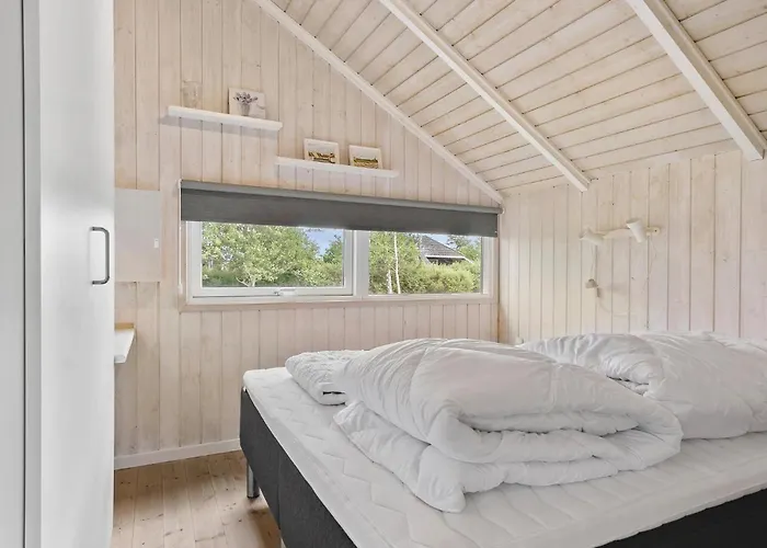 Feriehus Lovely In With Kitchen *
